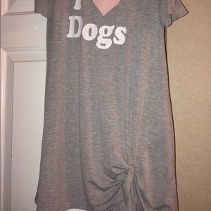 A mini dress that reads I love dogs!